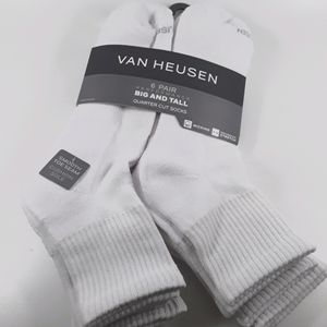 Mens Big And Tall Socks. White 6 pack.